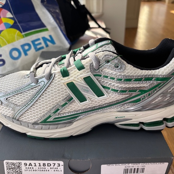 New Balance Mens 1906R White/Green - Picture 7 of 10
